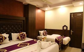 Hotel Shivam International
